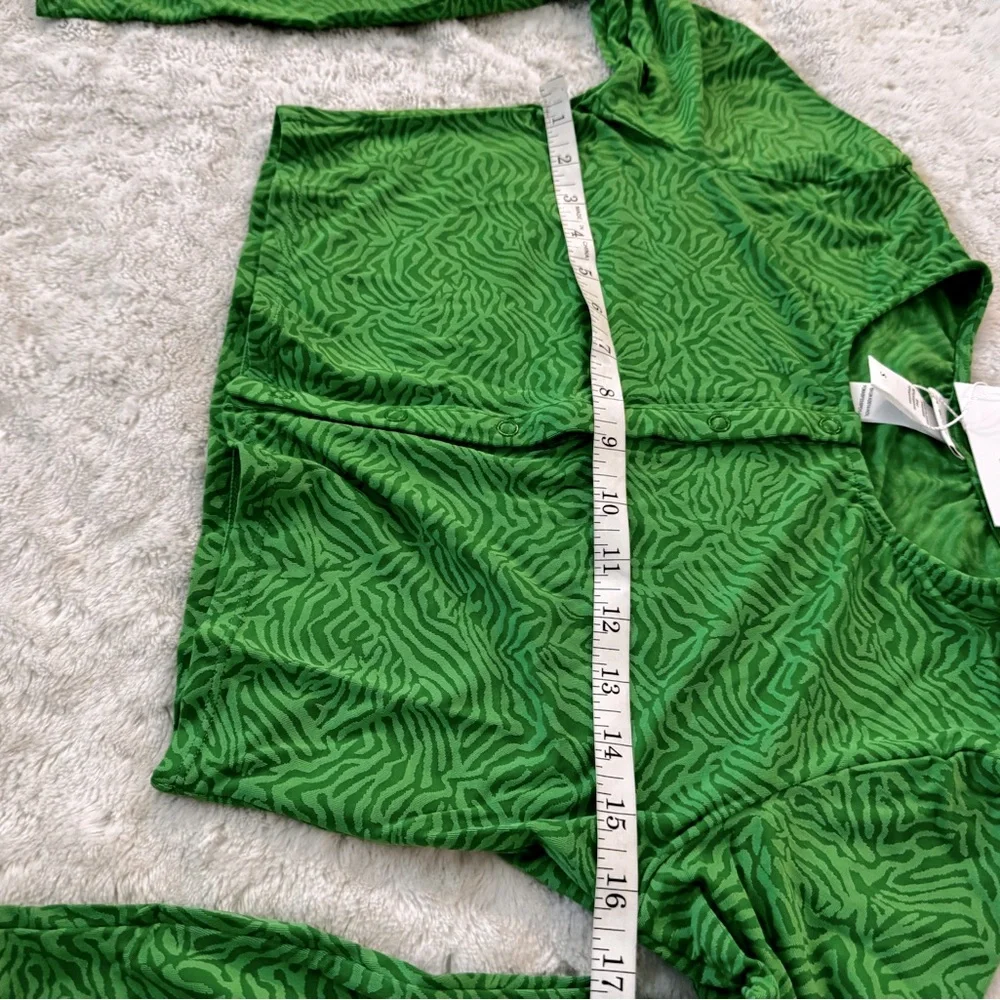 NWT Andie Swim Women's The Augusta Jacket Holly Zebra Jacquard Green